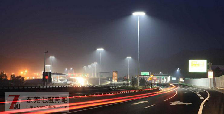 立交桥道路照明男女叼嘿视频照明实景图