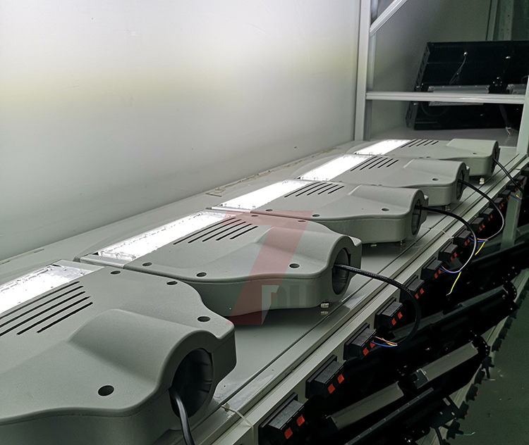 40W-60W LED路灯灯具老化实拍(叼嘿直播APP照明)