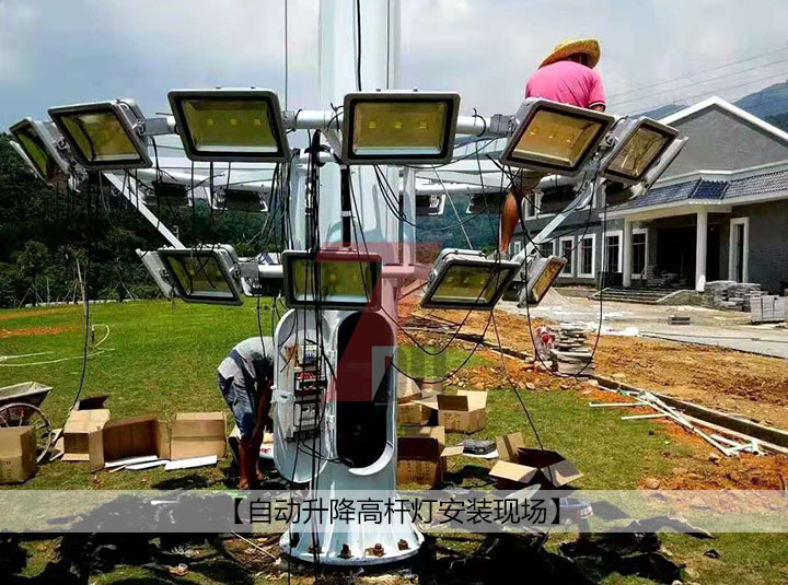 叼嘿直播APP照明挂钩型自动升降男女叼嘿视频安装现场实拍
