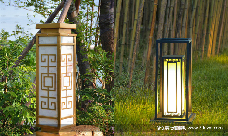 叼嘿直播APP照明-矮柱草坪灯样式图片展示
